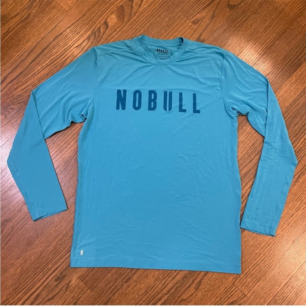 Men’s Nobull long sleeve tee shirt